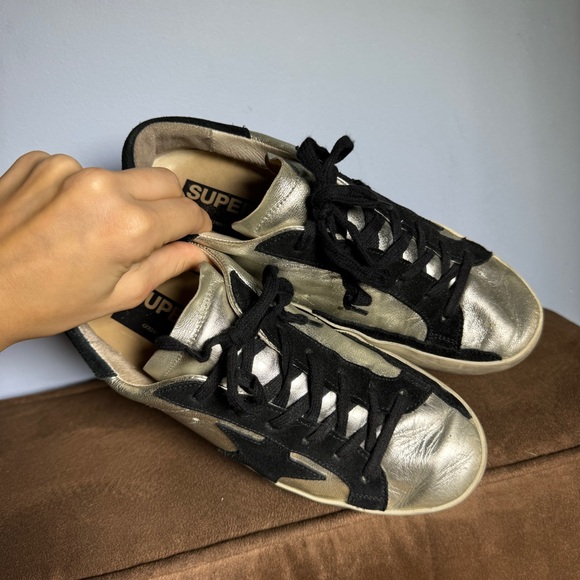 Golden Goose Superstar Sneakers Round Toe Lace Up Low Top Leather in Silver - Picture 15 of 15